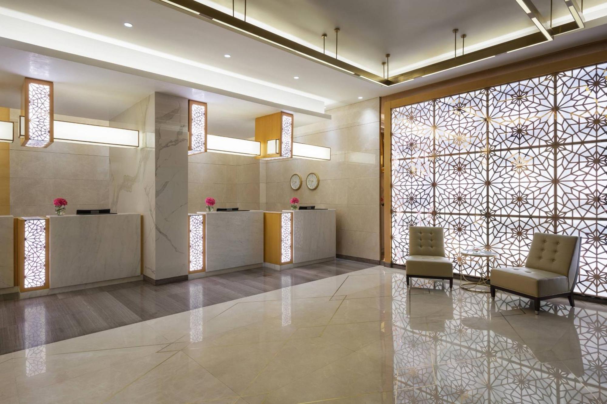 Sheraton Makkah Jabal Al Kaaba Hotel Mecca Екстер'єр фото The lobby of the hotel