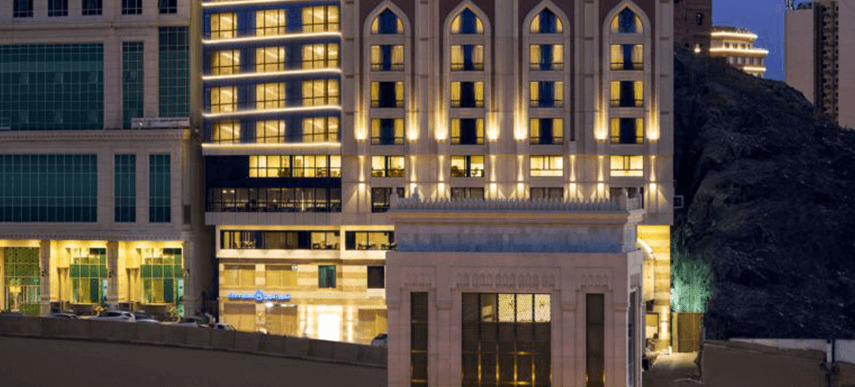 Sheraton Makkah Jabal Al Kaaba Hotel Mecca Екстер'єр фото The hotel at night